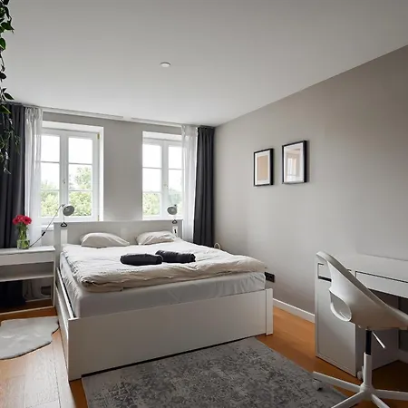 & Modern 2bdrm Dzīvoklis Riga