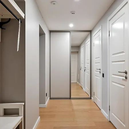Dzīvoklis & Modern 2bdrm *