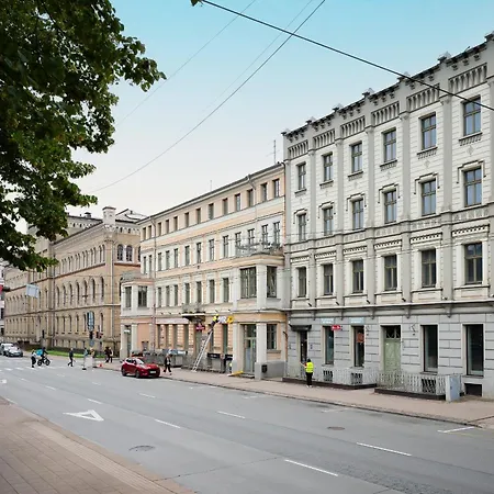 & Modern 2bdrm Dzīvoklis Riga